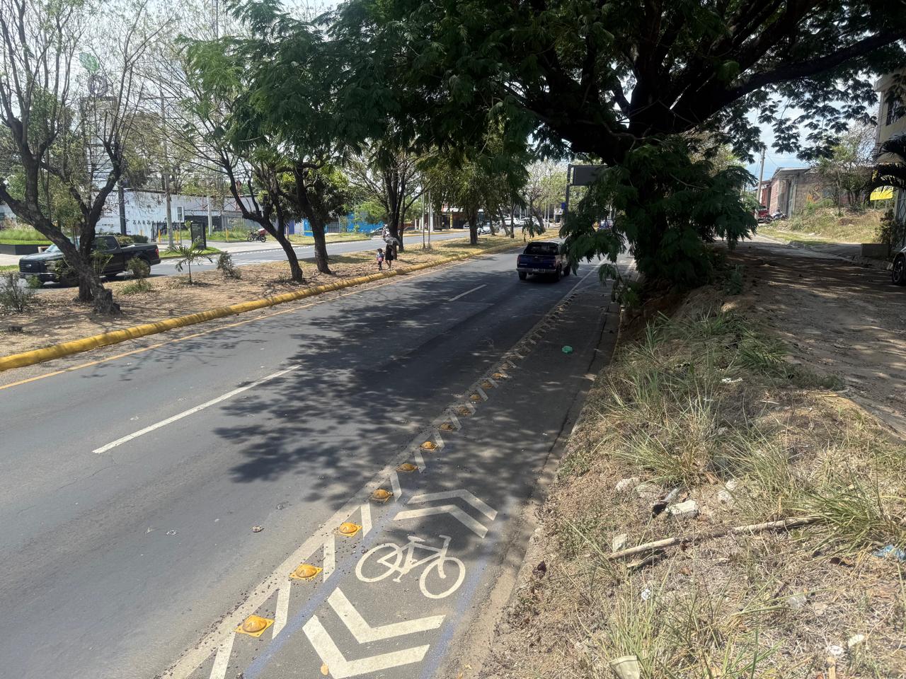 TERRENO CON INFRAESTRUCTURA PARA BODEGA Y LOCALES COMERCIALES, FRENTE BY PASS, SANTA ANA- METAPÁN