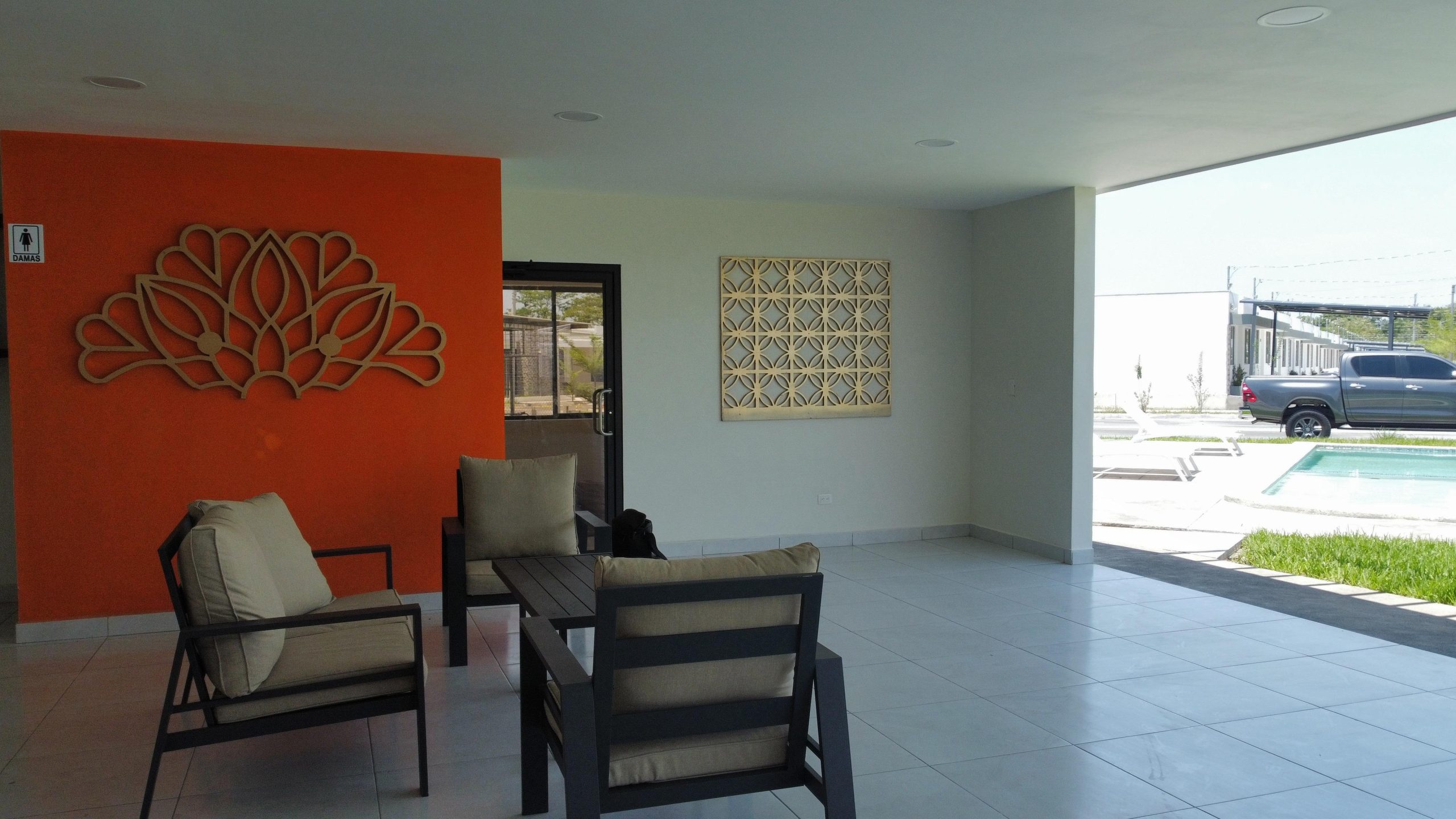 Diseño y Ubicación Estratégica: Estrena en Comalapa Flats, 5 minutos del Aeropuerto